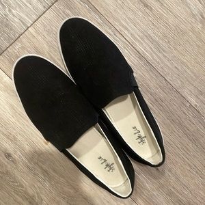 Black flats